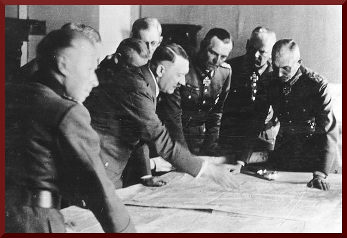 Bundesarchiv Bild 183-B24543, Hauptquartier Heeresgruppe Süd, Lagebesprechung