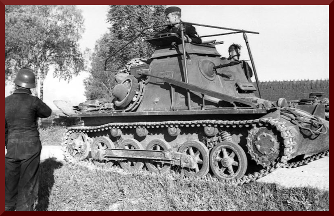 Bundesarchiv Bild 101I-265-0006-31, Russland, Befehlspanzer 1.jpg