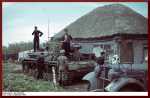 Bundesarchiv Bild 169-0028, Russland, Panzer IV vor Haus