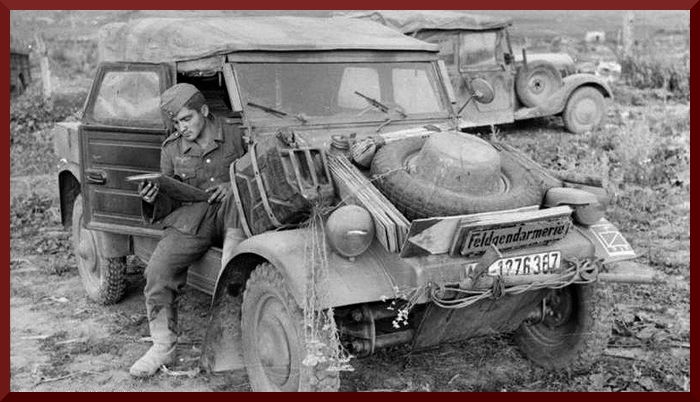 Bundesarchiv Bild 101I-022-2926-07, Russland, Unternehmen 'Zitadelle', VW Kübelwagen