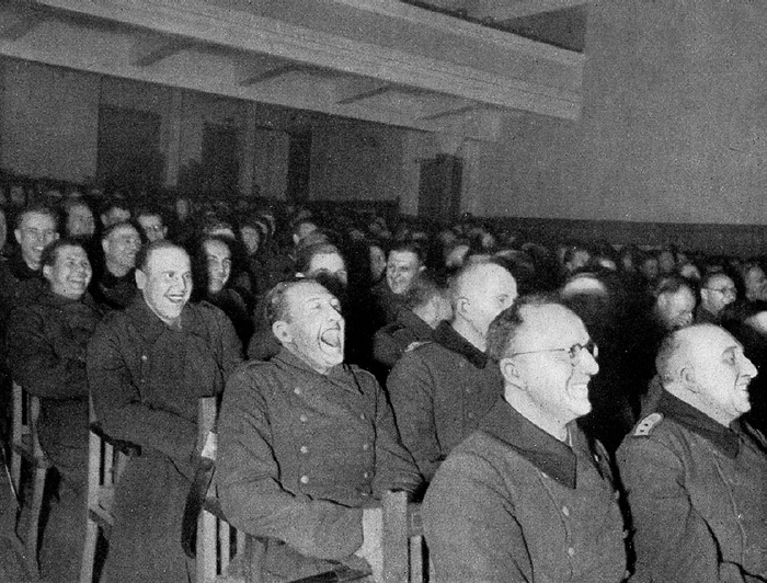 230a Soldatenkino