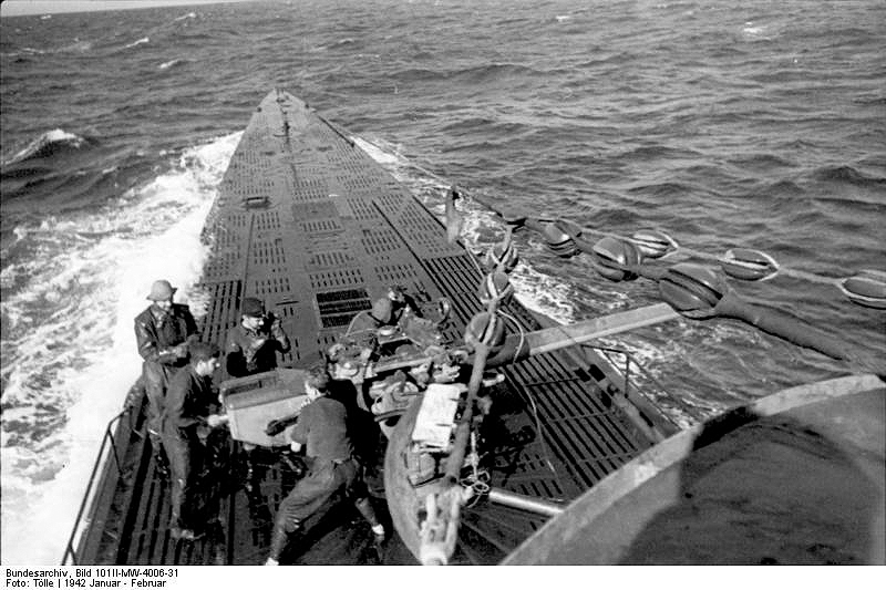 Bundesarchiv Bild 101II-MW-4006-31, U-Boot U-123 in See Forenbildarchiv