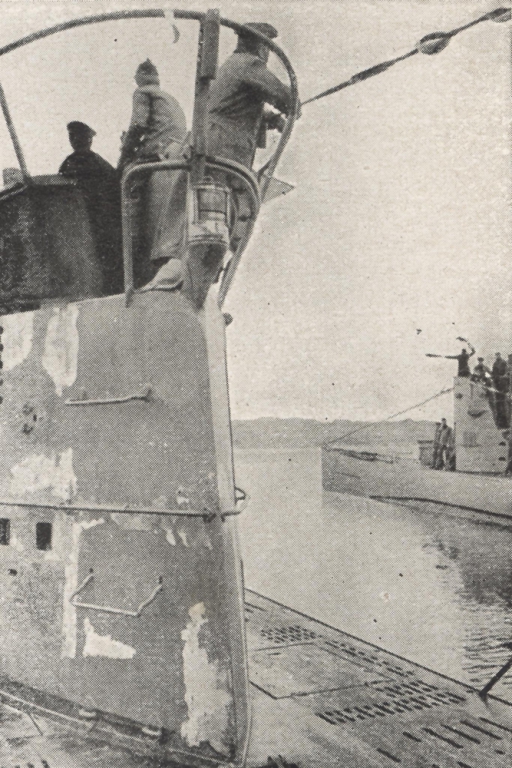 U-Boote laufen aus forenbildarchiv