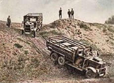 Bild 138 Geländegängige Lastkraftwagen