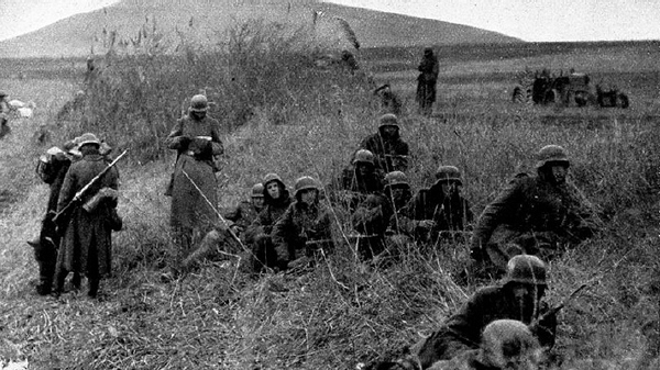 189a Bereit zum Angriff auf Feodosija