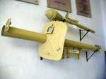 800px-1668 - Salzburg - Festung Hohensalzburg - Panzerschreck und Panzerfaust[1]