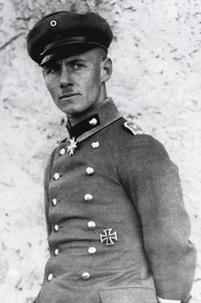 398px-Erwin Rommel[1]