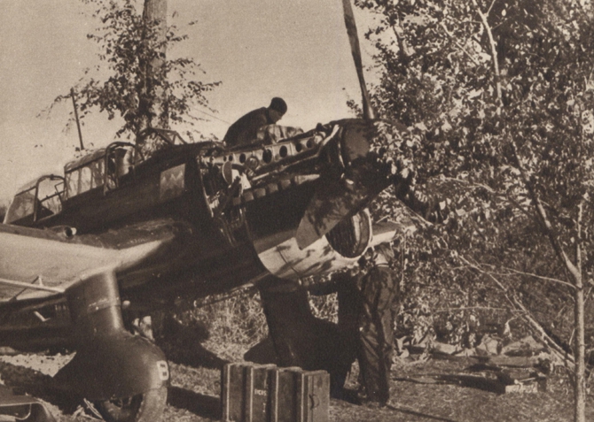 2 Ju 87 Stuka Forenbildarchiv