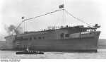 ohne HK Bundesarchiv Bild 146-1984-097-36, Flugzeugträger -Graf Zeppelin- nach Stapellauf