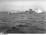 Bundesarchiv Bild 200-Ub0109, U-45 auf Meilenfahrt