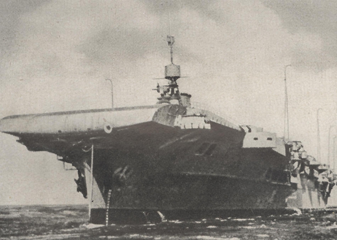 Brit-Flugzeugträger Illustrious Forenbildarchiv