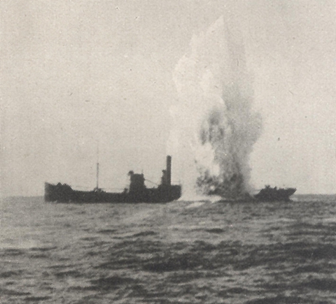 Torpedotreffer Forenbildarchiv
