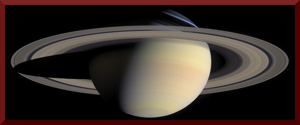 Saturn from Cassini Orbiter (2004-10-06)