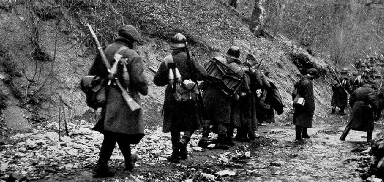 183a Vormarsch von Rümänen