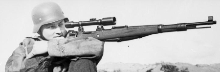 Bundesarchiv Bild 101I-297-1728-37, Im Westen, Scharfschütze