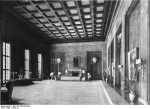 Bundesarchiv Bild 146-1985-064-28A, Berlin, Neue Reichskanzlei, Arbeitszimmer