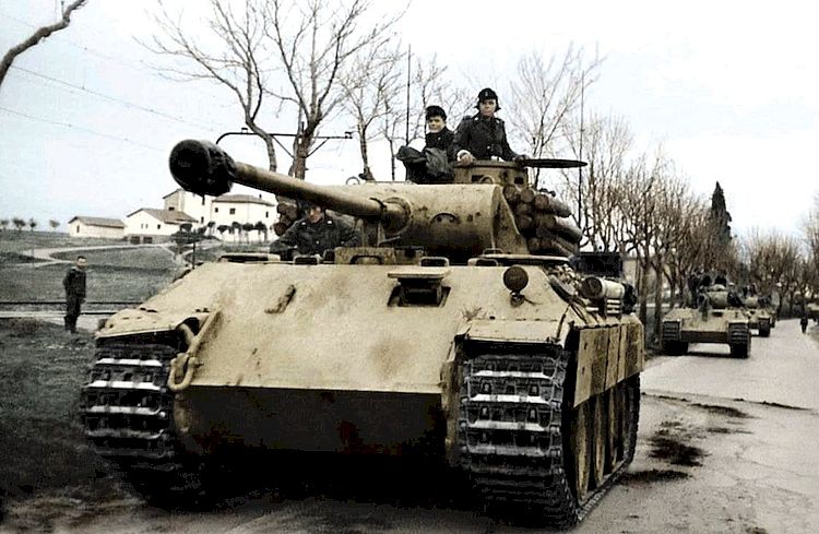 Bild 2 Pz. V Panther D